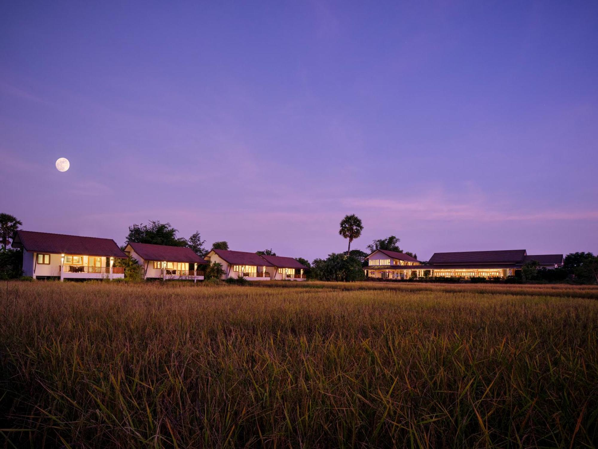Pimali Resort & Training Centre Nong Khai Exterior photo